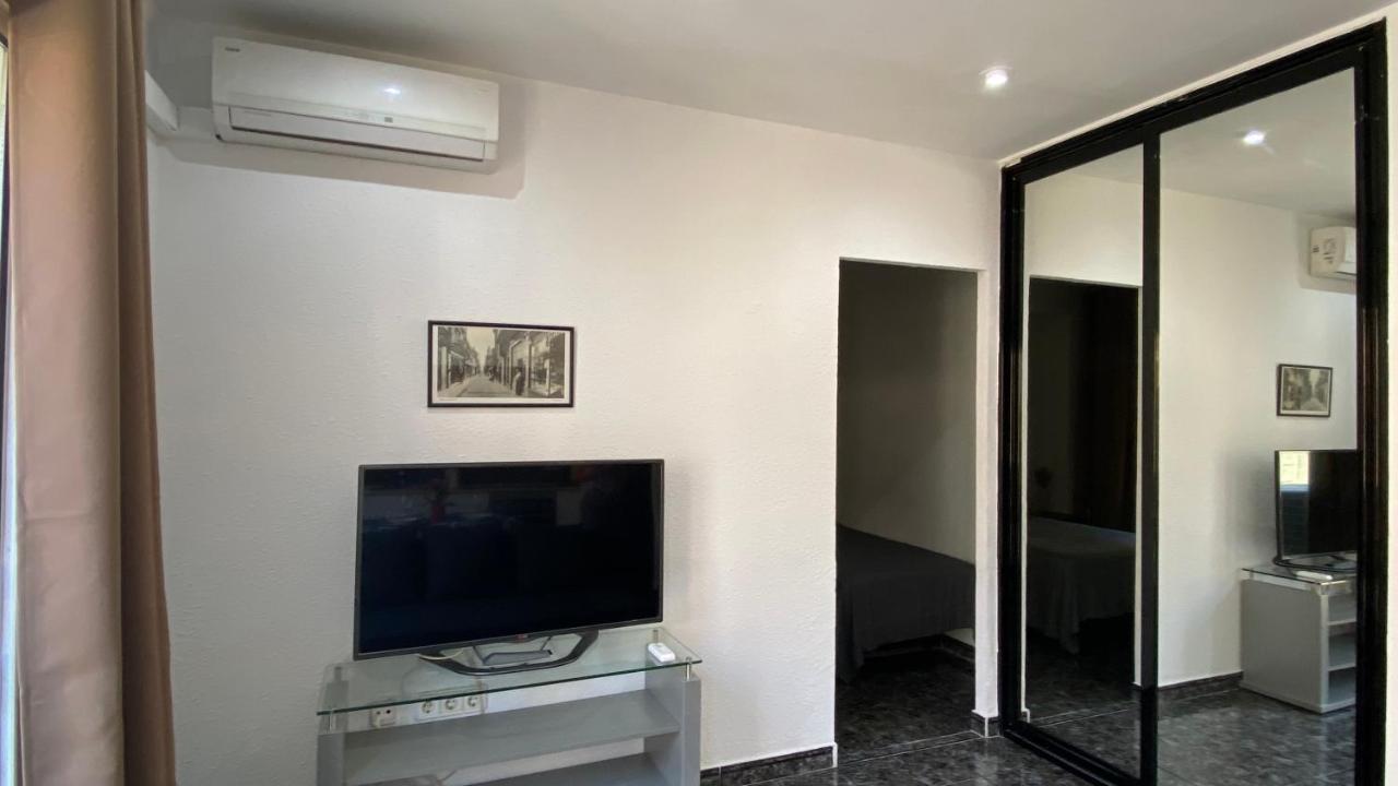 Apartamentos Playa Badalona Exterior photo