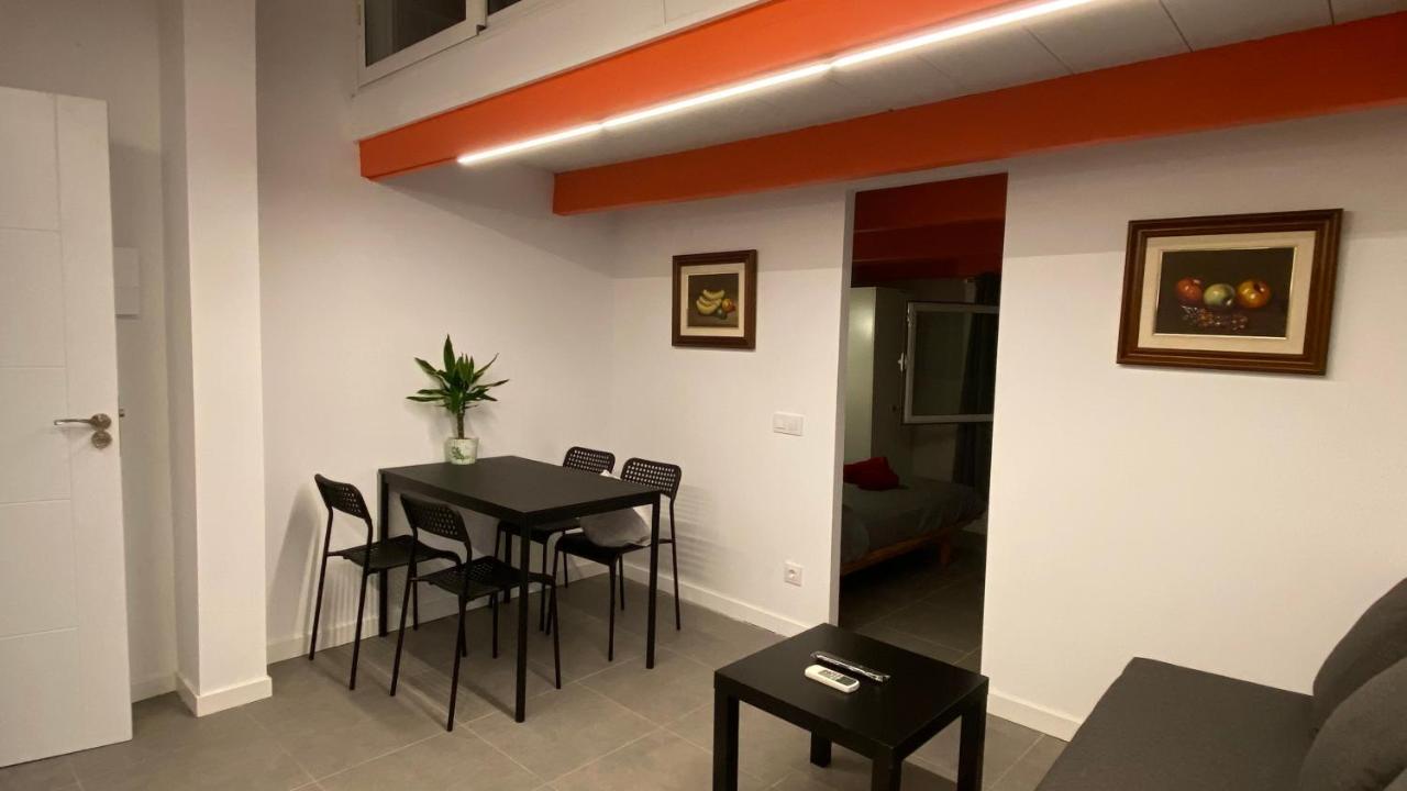 Apartamentos Playa Badalona Exterior photo