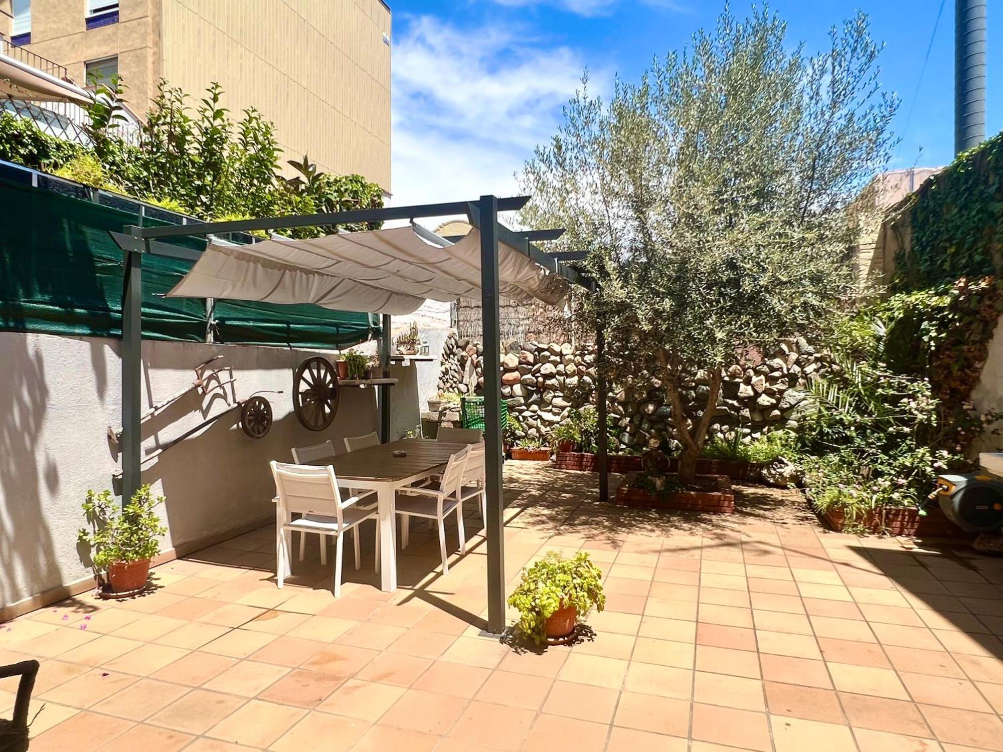 Apartamentos Playa Badalona Exterior photo